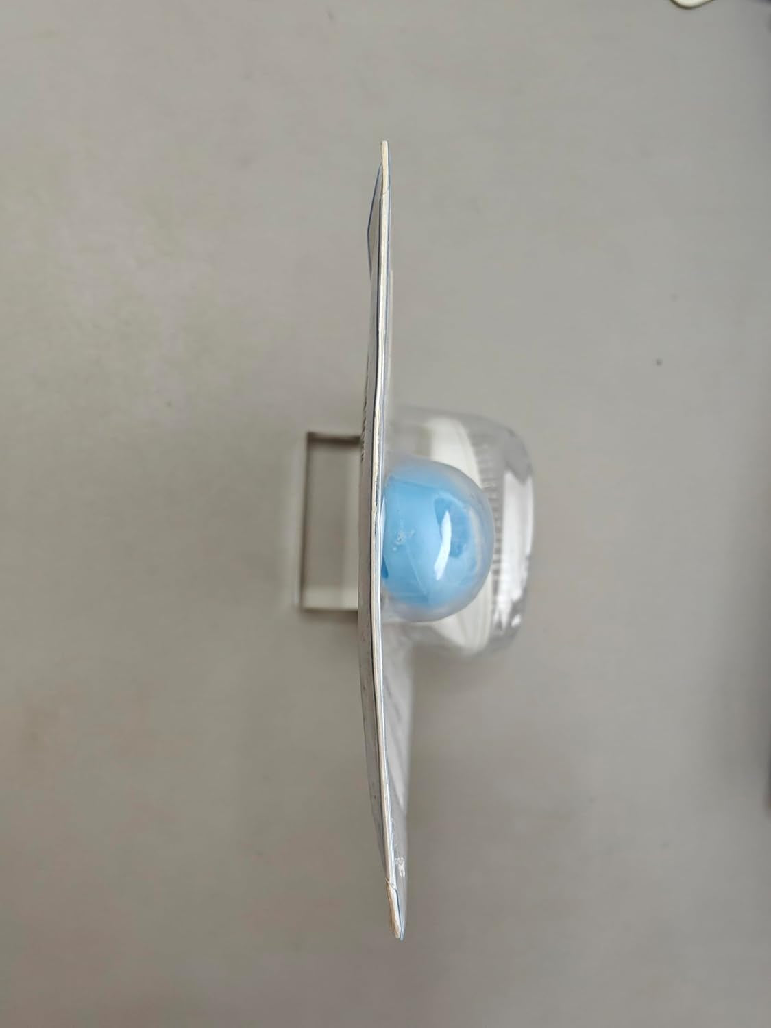 Self Cleaning Slicker Brush for Shedding and Grooming, Gently Removes Loose Undercoat, Mats Tangled Hair Pet Brush for Short and Long Hair (Blue)